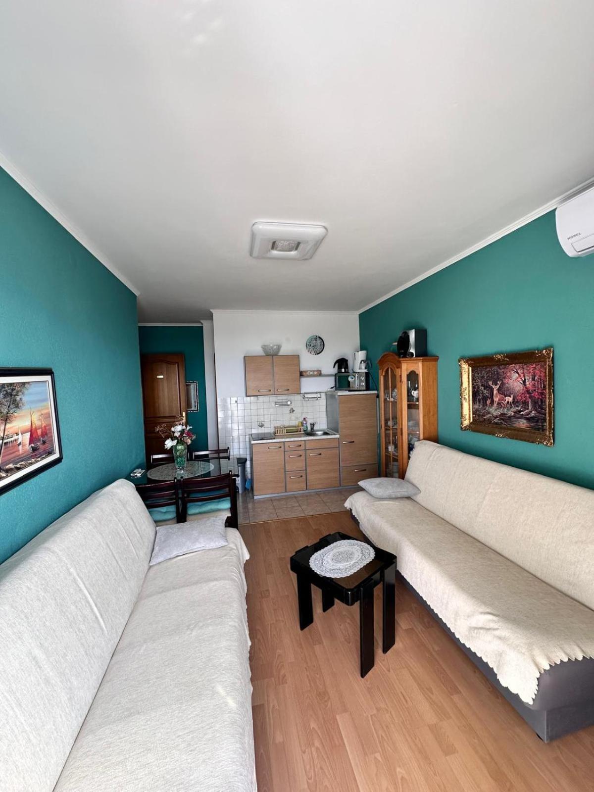 Apartmani Djurda Krk Town Exterior foto