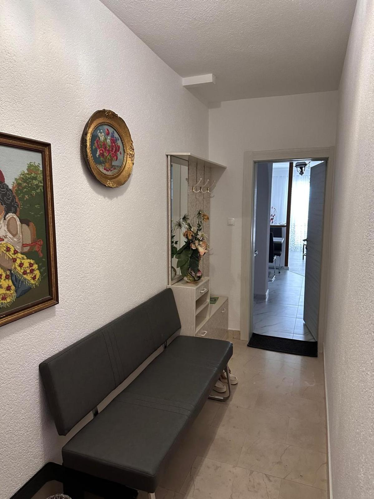Apartmani Djurda Krk Town Exterior foto
