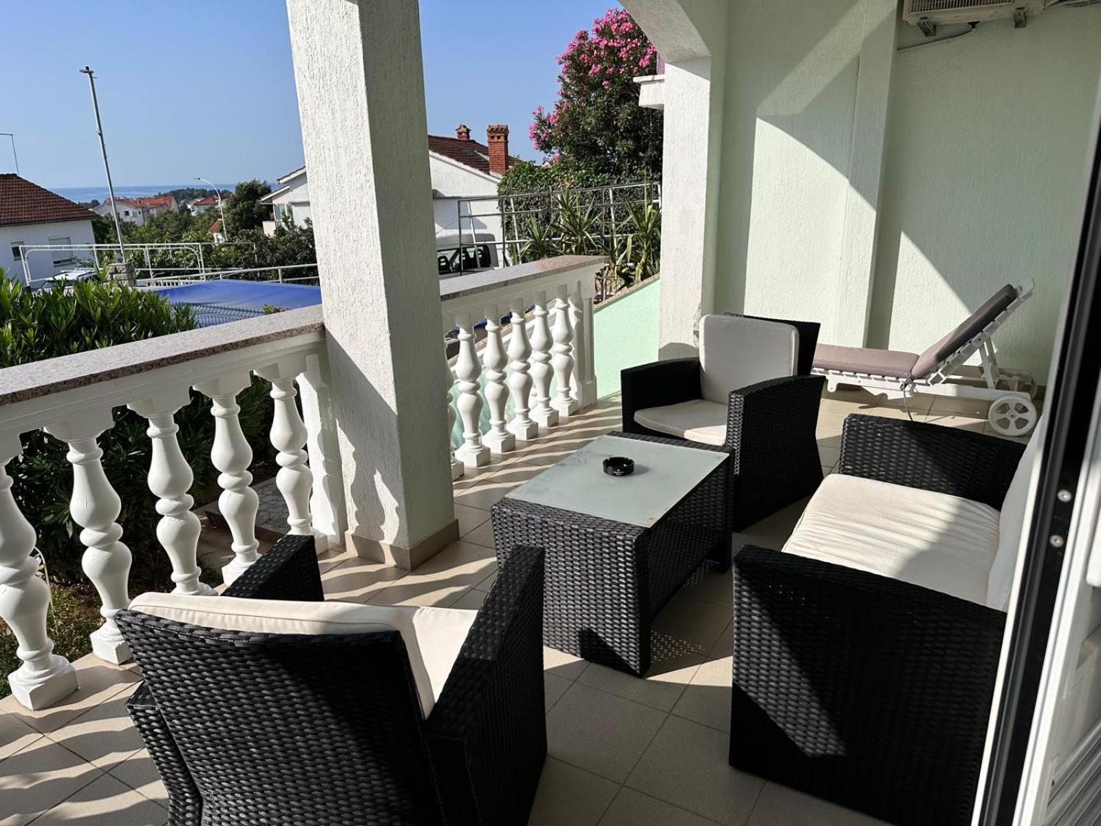 Apartmani Djurda Krk Town Exterior foto